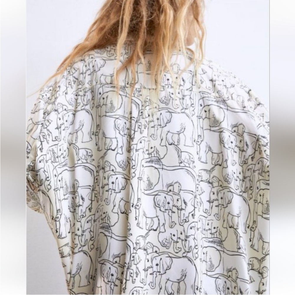 NWT ZARA ELEPHANT PRINT BUTTON DOWN